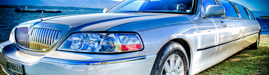 Lincoln Town car & Hummer Stretch H3